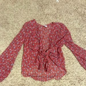 Tie in the front long sleeve top